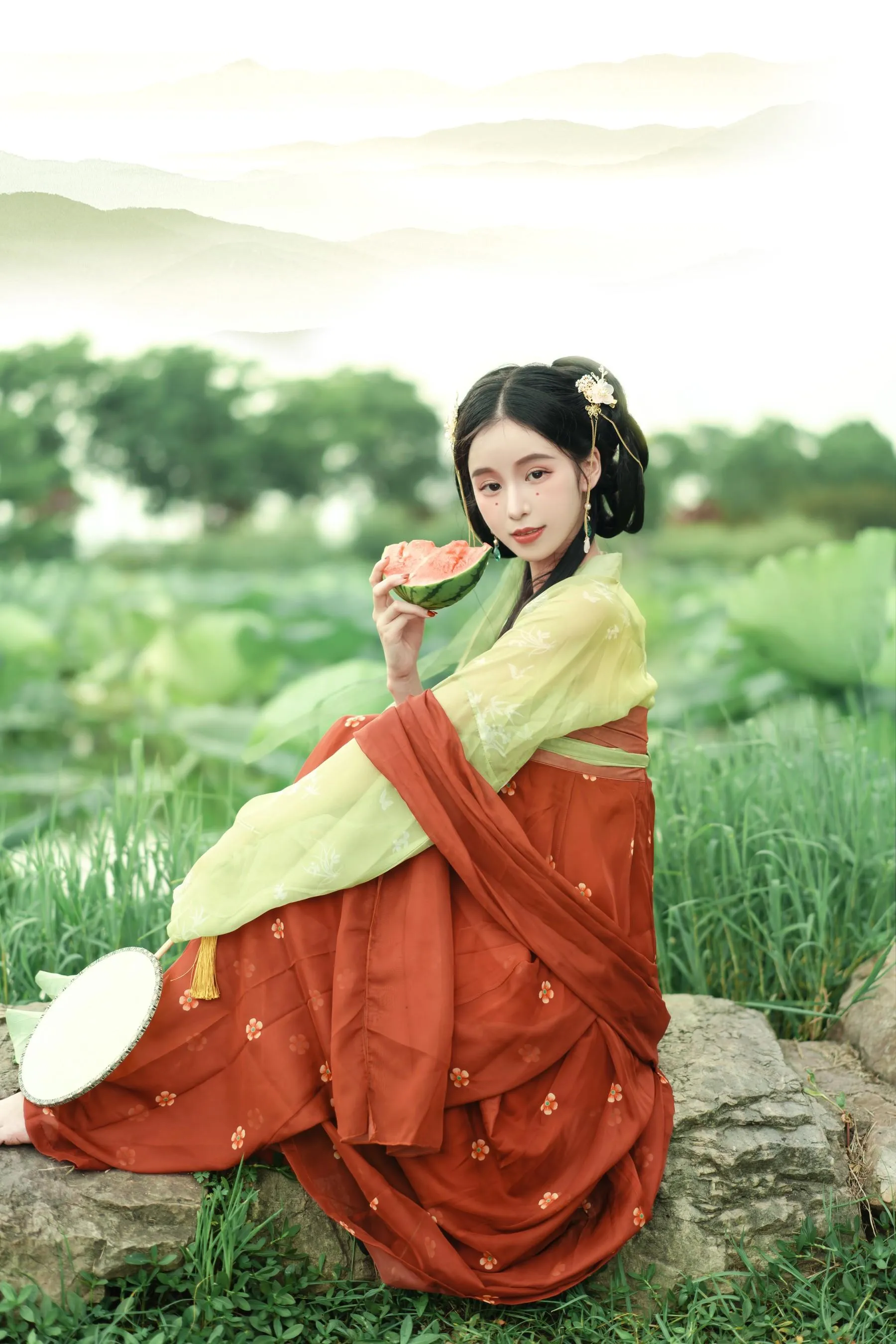 [YITUYU艺图语]2022.09.24 夏荷 仓央是大魔王 [21P]插图2